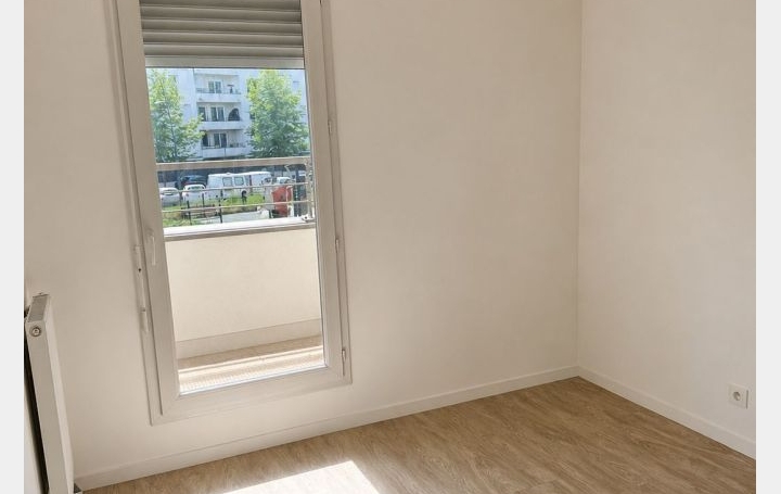 2 Pièces FLEURY-MEROGIS (91700)  39 m2 110 000 € 
