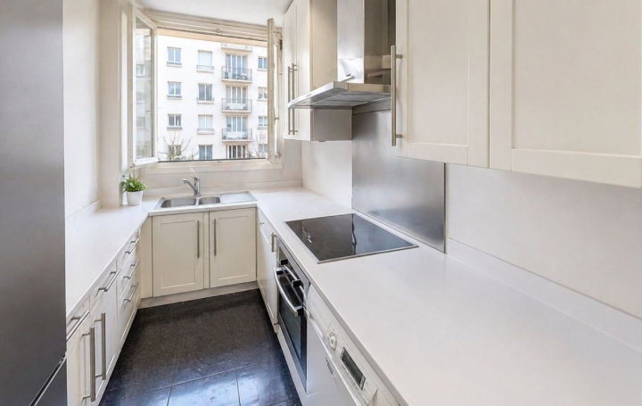 5 Pièces PARIS (75016)  100 m2 998 000 € 