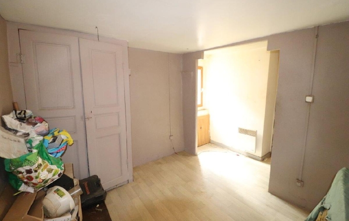 Maison de village ESTAGEL (66310)  50 m2 34 500 € 