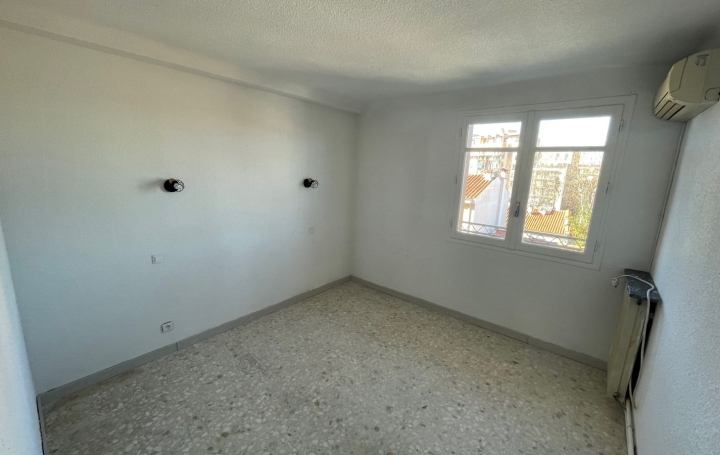 4 Pièces PERPIGNAN (66000)  85 m2 112 000 € 