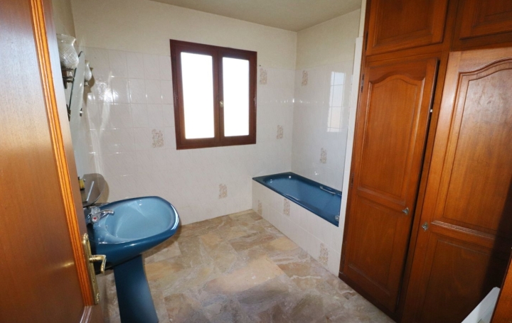 Maison PRADES (66500)  130 m2 220 000 € 