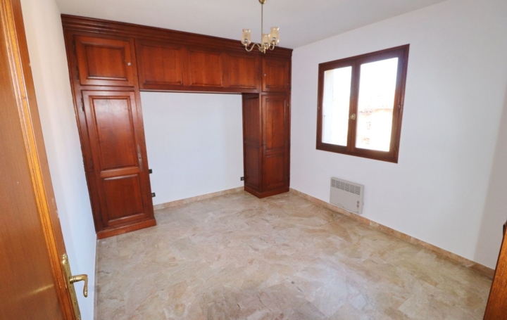 Maison PRADES (66500)  130 m2 220 000 € 