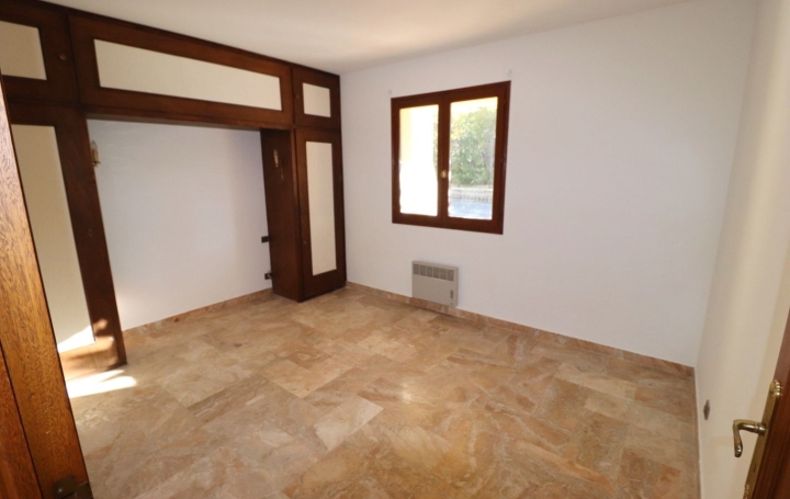 Maison PRADES (66500)  130 m2 220 000 € 