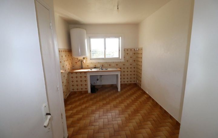 3 Pièces PERPIGNAN (66000)  62 m2 60 000 € 