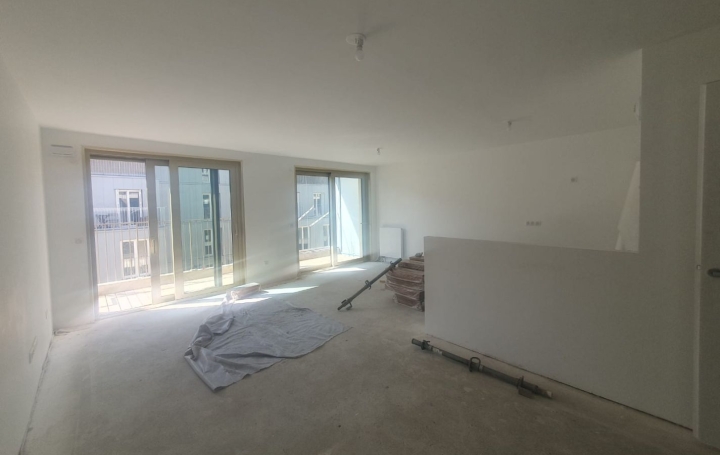 5 Pièces PARIS (75015)  119 m2 1 697 000 € 