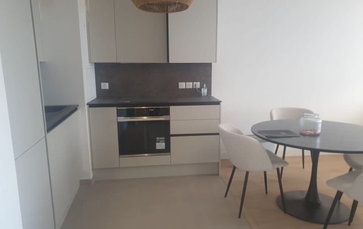 3 Pièces SURESNES (92150)  73 m2 552 000 € 