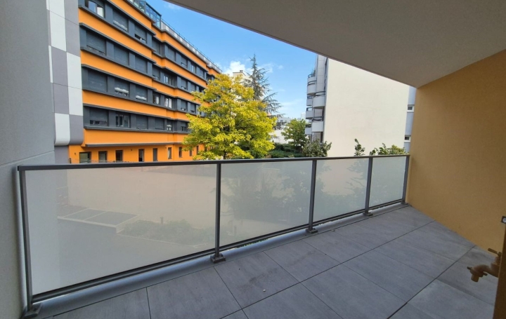 3 Pièces SURESNES (92150)  65 m2 559 000 € 