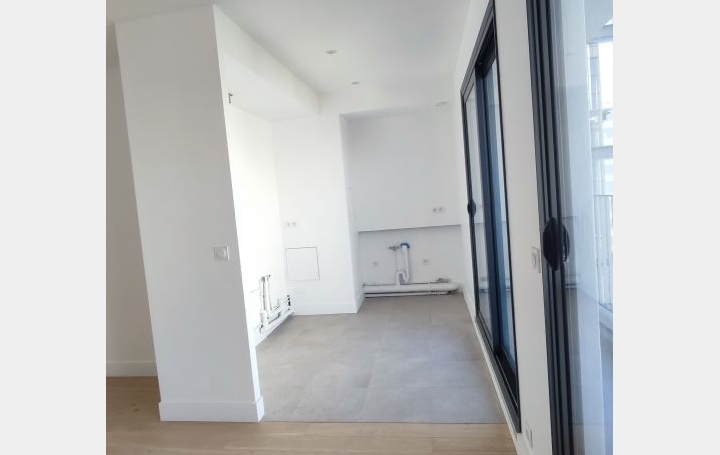 3 Pièces PARIS (75019)  52 m2 502 600 € 