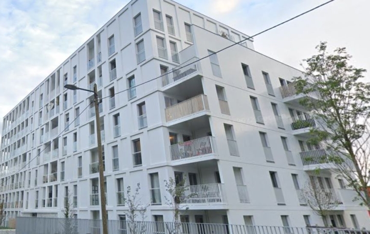 3 Pièces PANTIN (93500)  65 m2 509 000 € 