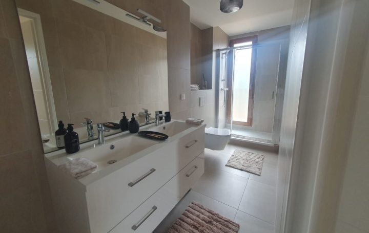 Maison VERSAILLES (78000)  127 m2 843 000 € 