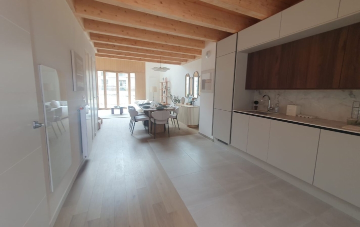 Maison VERSAILLES (78000)  142 m2 947 000 € 