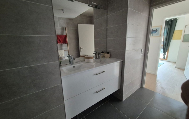 4 Pièces VERSAILLES (78000)  90 m2 635 000 € 