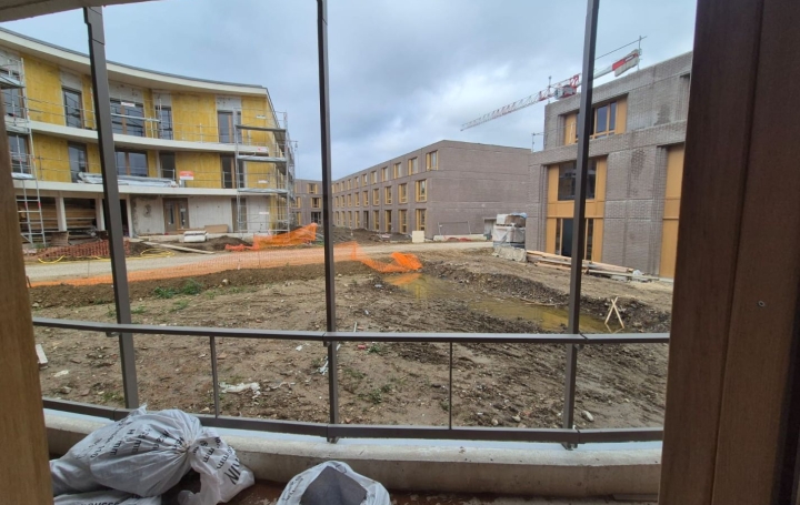 4 Pièces VERSAILLES (78000)  90 m2 635 000 € 