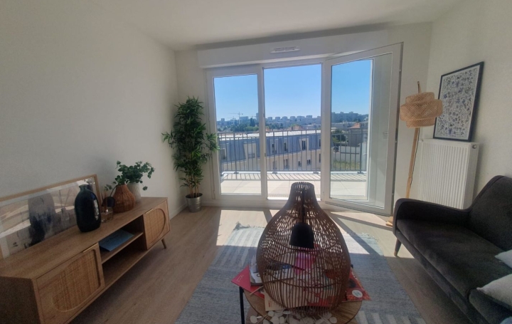 3 Pièces NEUILLY-PLAISANCE (93360)  66 m2 348 000 € 
