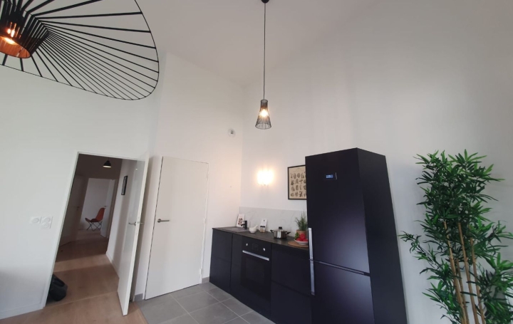3 Pièces AUBERVILLIERS (93300)  67 m2 439 000 € 