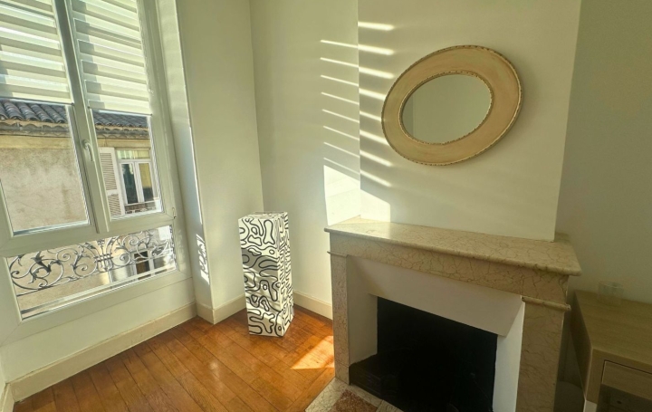 2 Pièces NIMES (30000)  55 m2 850 € 