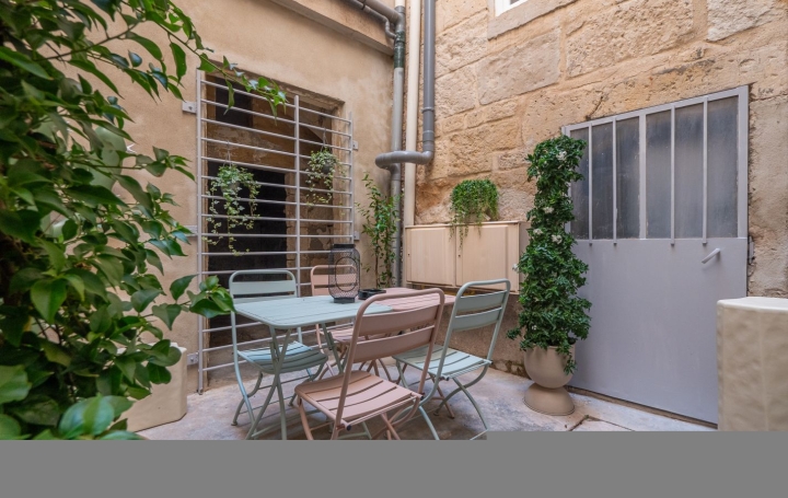 Studio NIMES (30000)  70 m2 169 000 € 