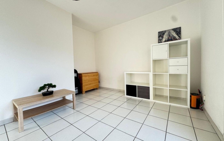Studio NIMES (30900)  21 m2 74 500 € 