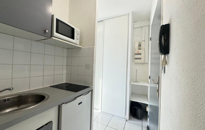 Studio NIMES (30900)  21 m2 74 500 € 