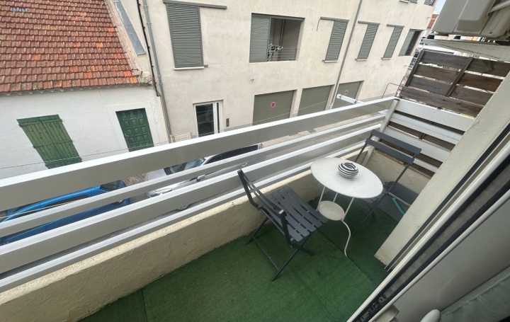 Immeuble LE GRAU-DU-ROI (30240)  80 m2 275 000 € 