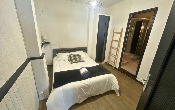 Immeuble LE GRAU-DU-ROI (30240)  80 m2 275 000 € 