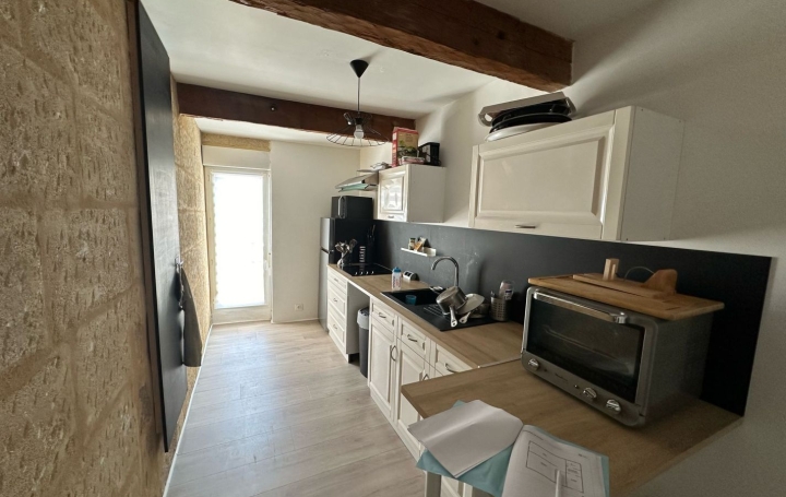 Immeuble NIMES (30000)  104 m2 190 000 € 