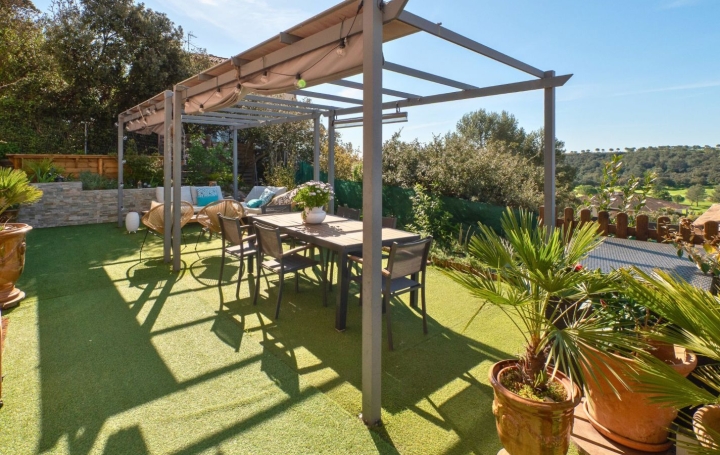 Maison NIMES (30000)  125 m2 424 000 € 