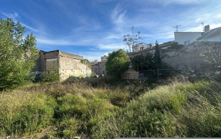 Terrain NIMES (30000)   274 717 € 