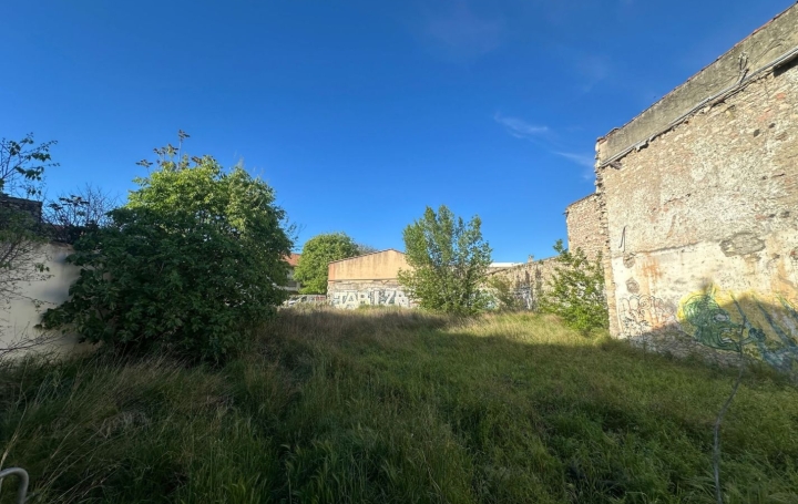 Terrain NIMES (30000)   274 717 € 