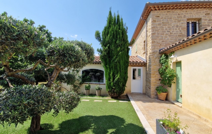 Maison ANDUZE (30140)  191 m2 570 000 € 