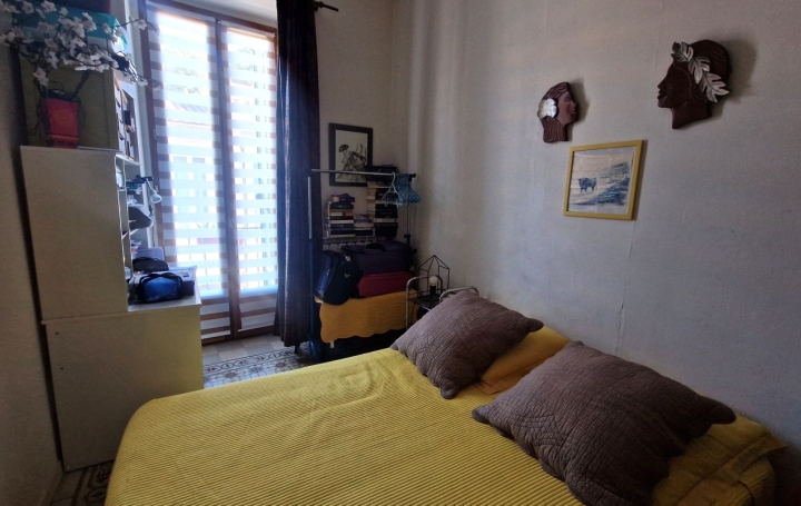 Maison de ville NIMES (30000)  63 m2 149 000 € 