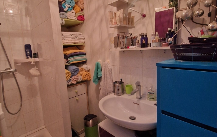 Maison de ville NIMES (30000)  63 m2 149 000 € 