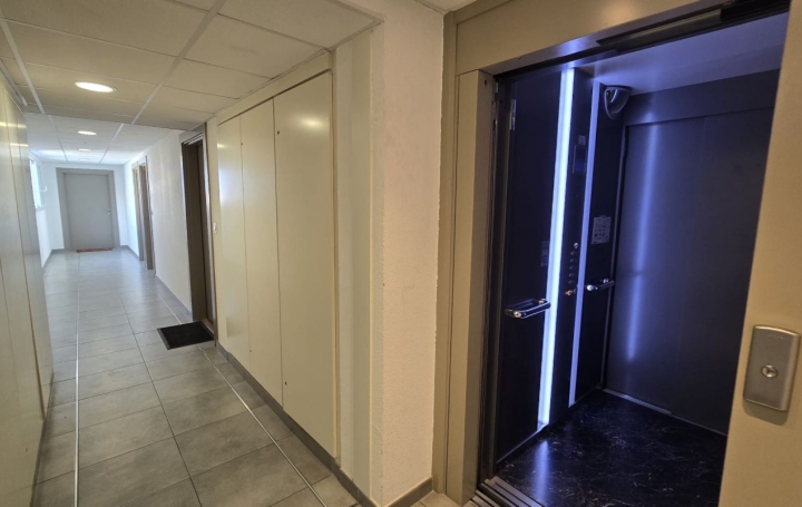 2 Pièces NIMES (30000)  41 m2 130 000 € 