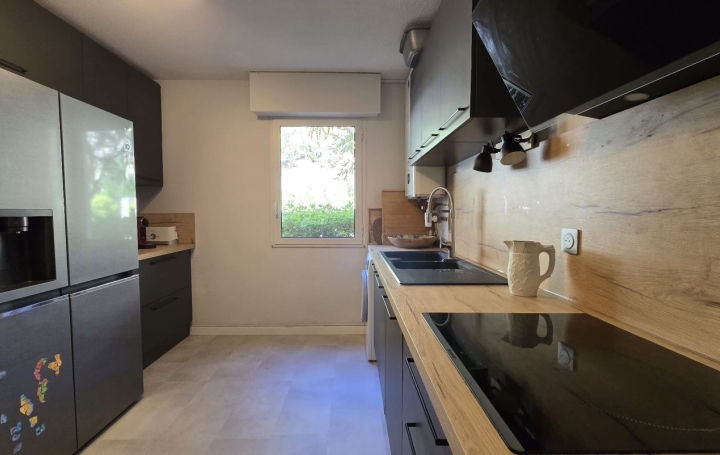 3 Pièces NIMES (30000)  77 m2 378 000 € 