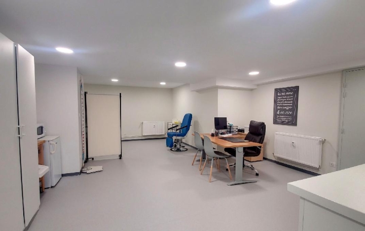 Local commercial SAINT-BLAISE-LA-ROCHE (67420)  25 m2 480 € 