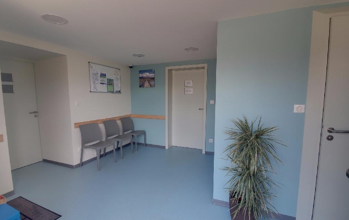 Local commercial SAINT-BLAISE-LA-ROCHE (67420)  25 m2 480 € 