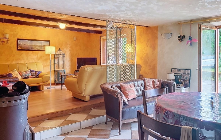 Maison SAINT-STAIL (88210)  140 m2 242 000 € 