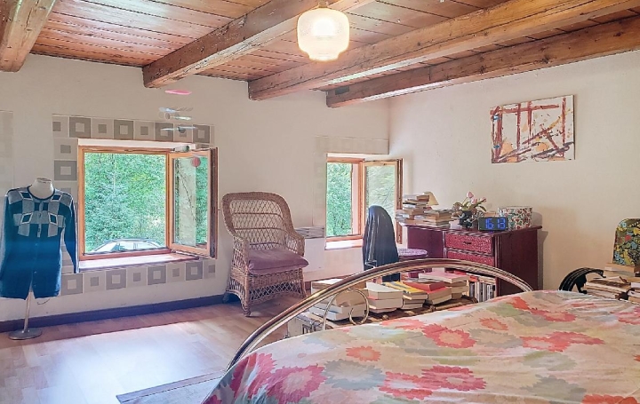 Maison SAINT-STAIL (88210)  140 m2 242 000 € 