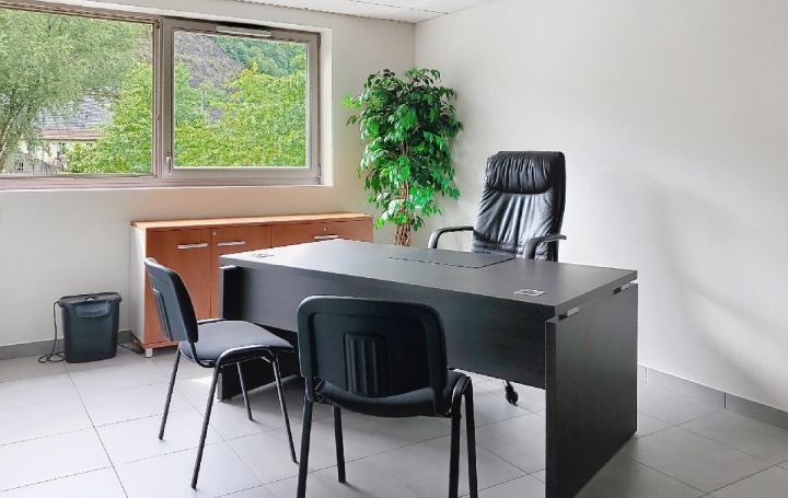 Local commercial SCHIRMECK (67130)  97 m2 220 000 € 