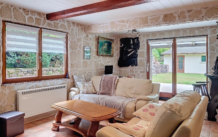 Local commercial SCHIRMECK (67130)  97 m2 220 000 € 