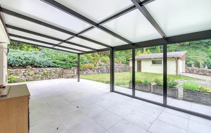 Local commercial SCHIRMECK (67130)  97 m2 220 000 € 