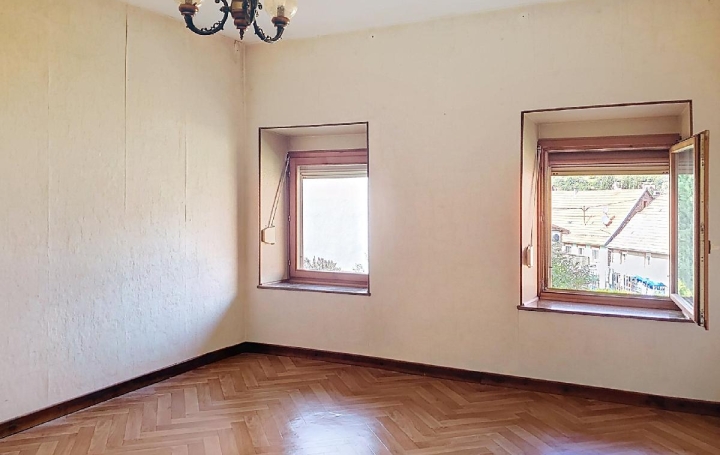 Maison GRENDELBRUCH (67190)  200 m2 252 000 € 