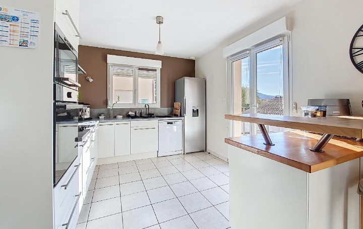 Maison WISCHES (67130)  100 m2 252 000 € 