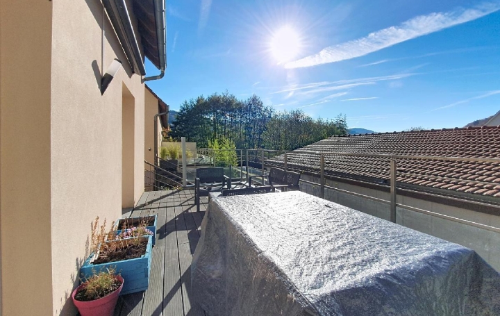 Maison WISCHES (67130)  100 m2 252 000 € 