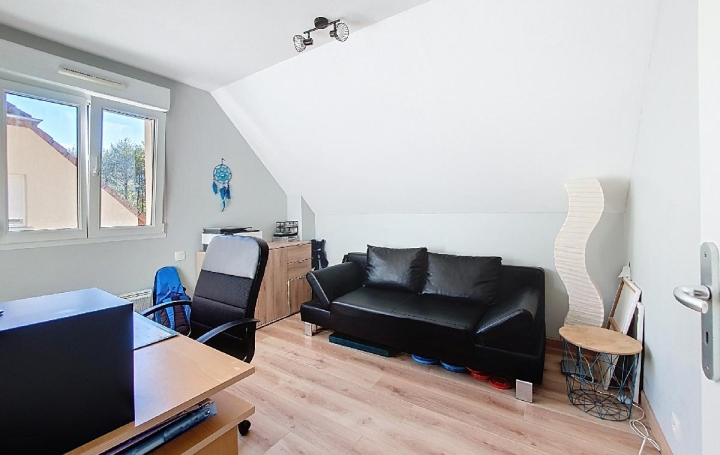 Maison WISCHES (67130)  100 m2 252 000 € 