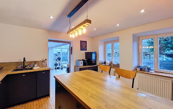 Maison URMATT (67280)  183 m2 455 000 € 