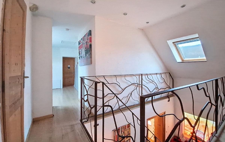 Maison URMATT (67280)  183 m2 455 000 € 