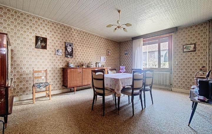 Maison ROTHAU (67570)  125 m2 180 000 € 