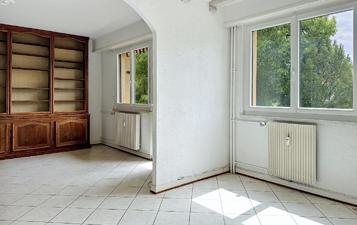 5 Pièces OSTWALD (67540)  94 m2 200 000 € 