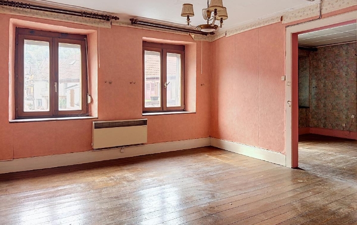 Maison RUSS (67130)  131 m2 97 000 € 